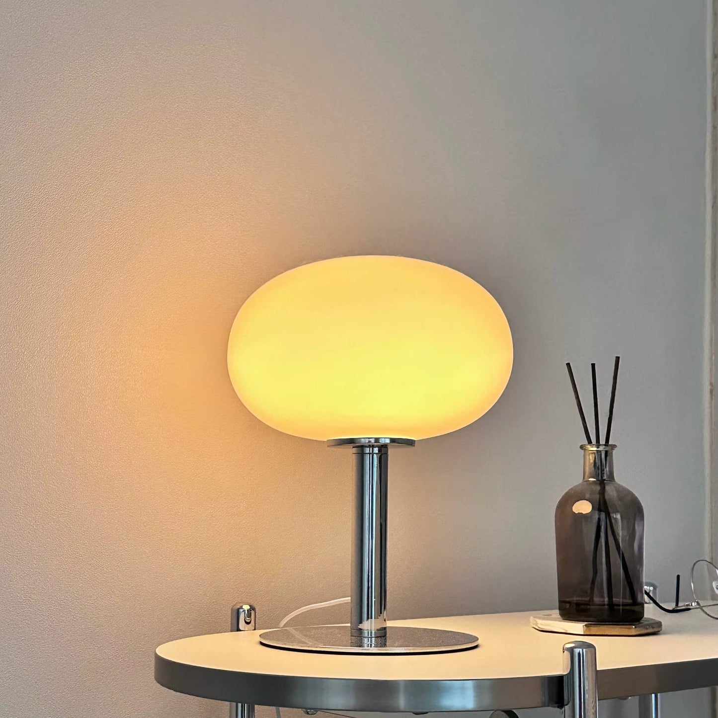 Lámpara Egg Beige Bauhaus