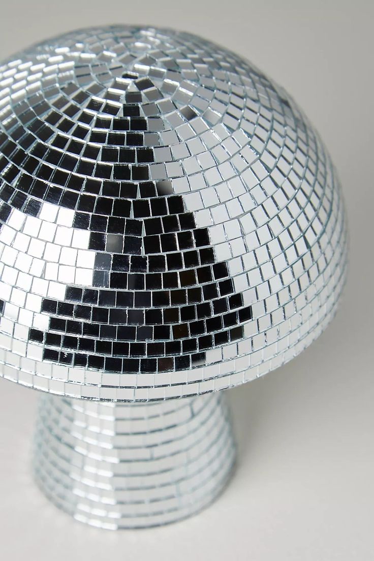 Bola disco con forma de hongo