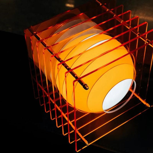 (PRE-VENTA) Lámpara de mesa VÓRTEX