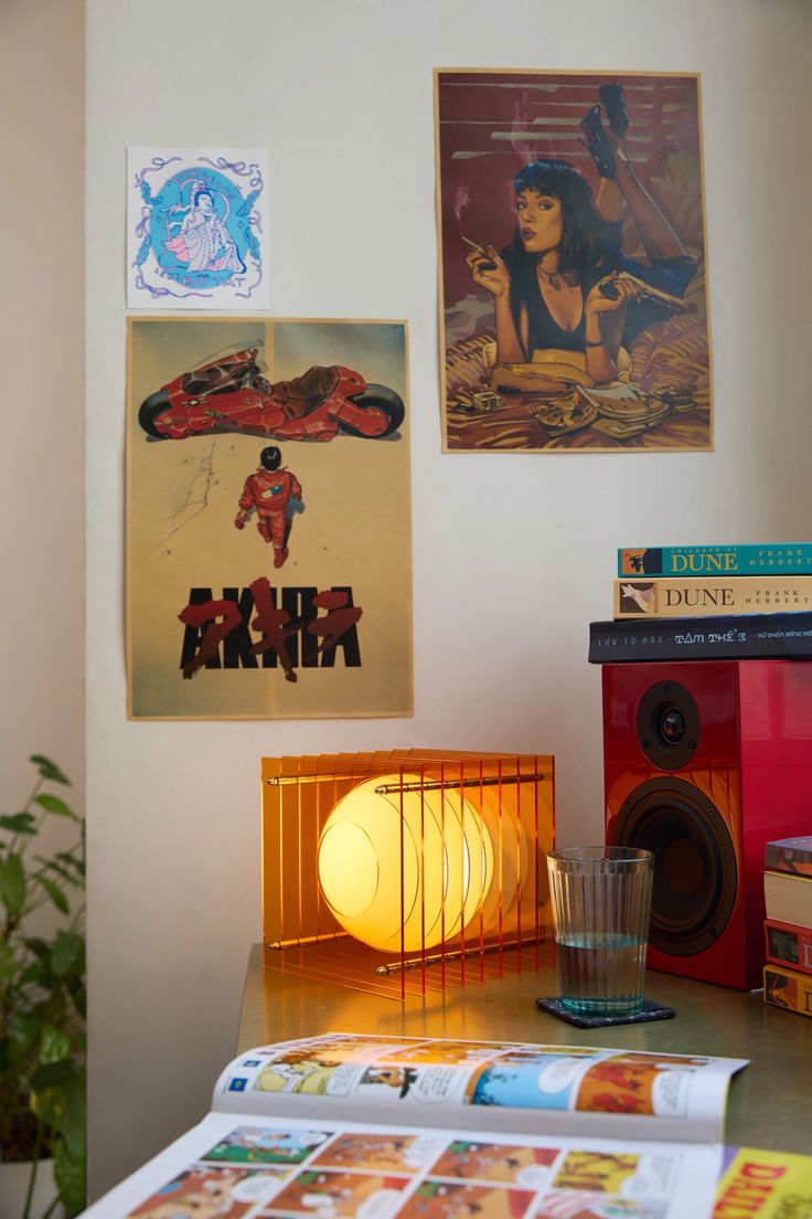 (PRE-VENTA) Lámpara de mesa VÓRTEX