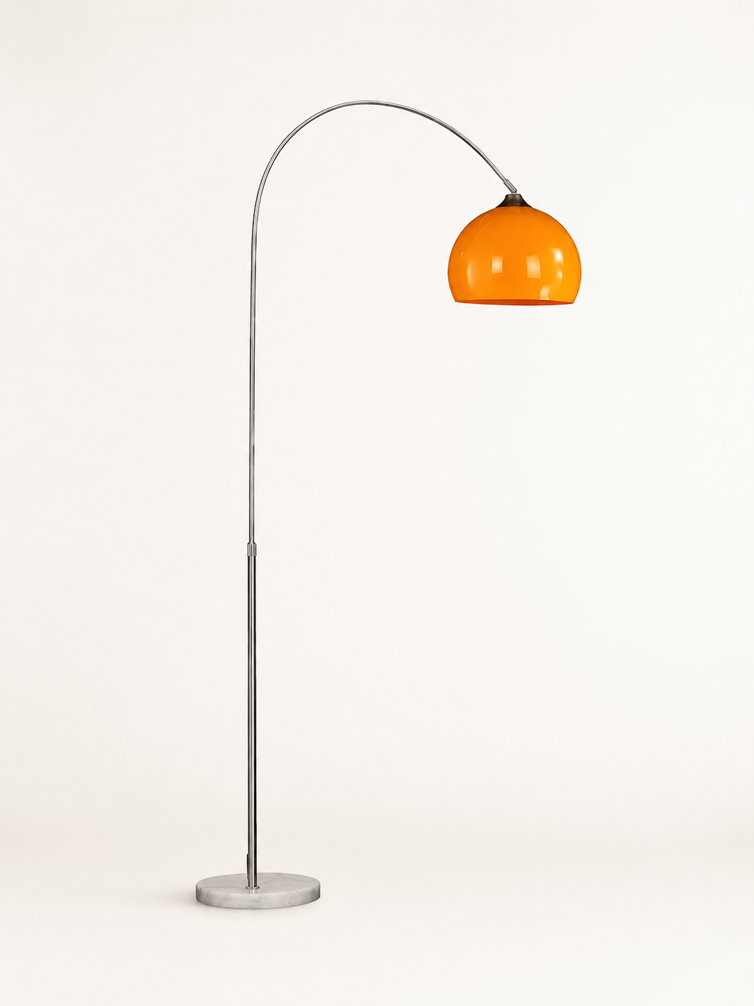 (PRE-VENTA) Lámpara de Pie Salotto - Pantalla ABS