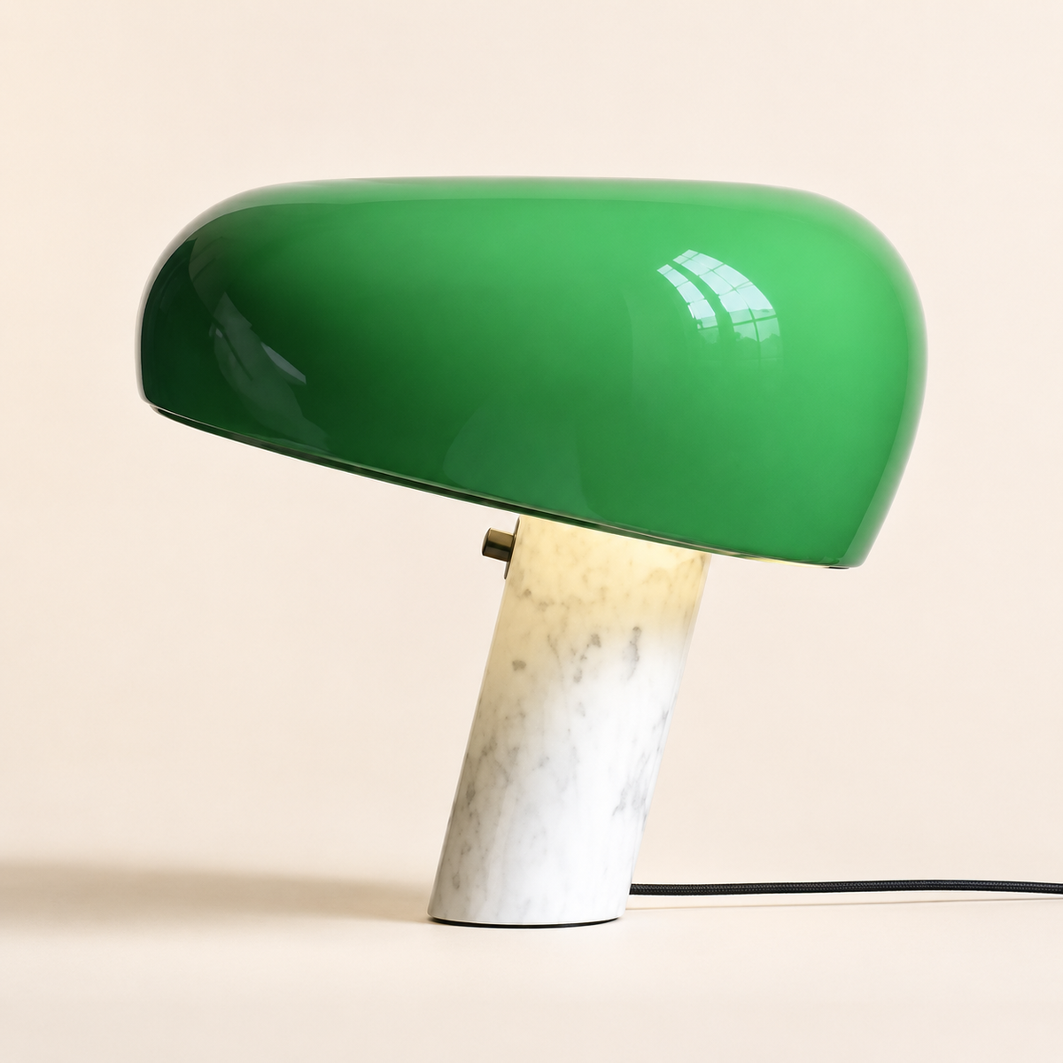Lámpara de Mesa Snoopy color verde